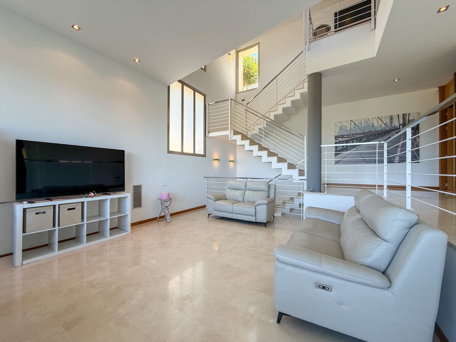 4 slaapkamer Villa te koop in Ador met zwembad - € 1.050.000 (Ref: 9982676)