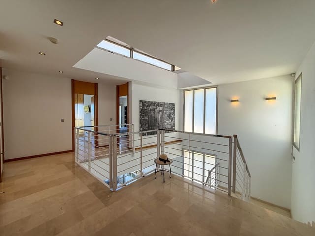 4 slaapkamer Villa te koop in Ador met zwembad - € 1.050.000 (Ref: 9982676)