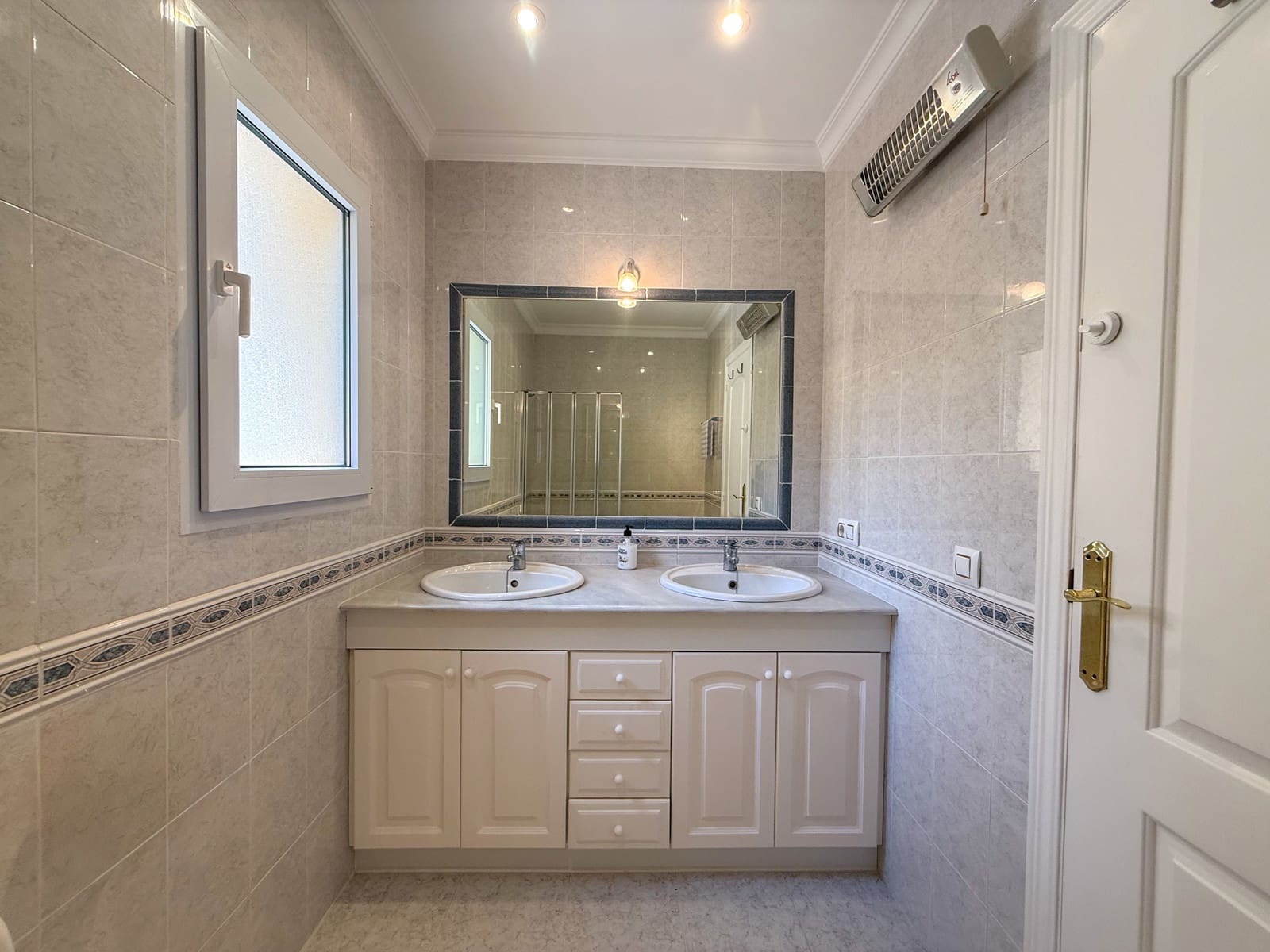 2 quarto Moradia para venda em Pedreguer com piscina - 420 000 € (Ref: 9993871)