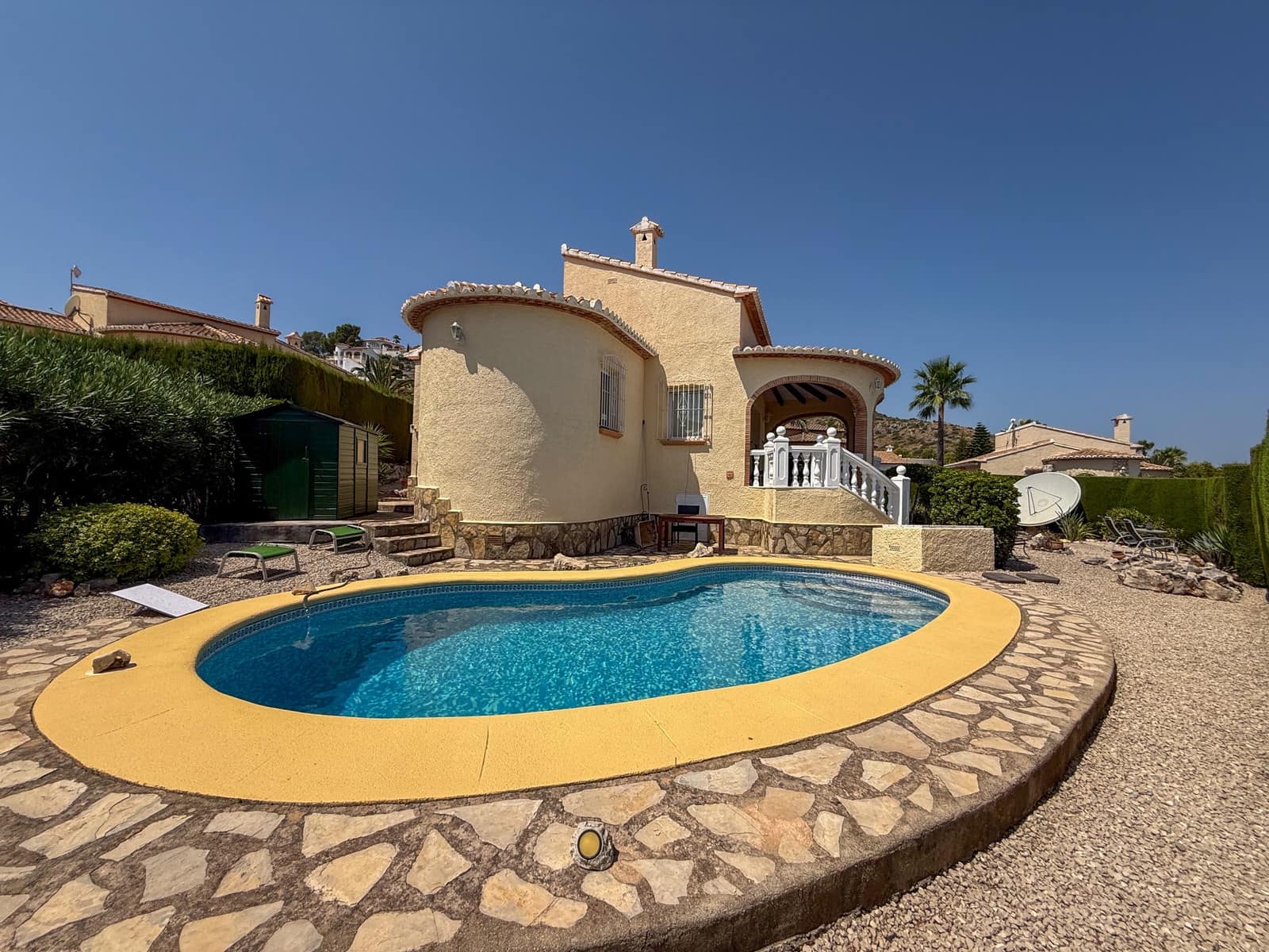 2 quarto Moradia para venda em Pedreguer com piscina - 420 000 € (Ref: 9993871)