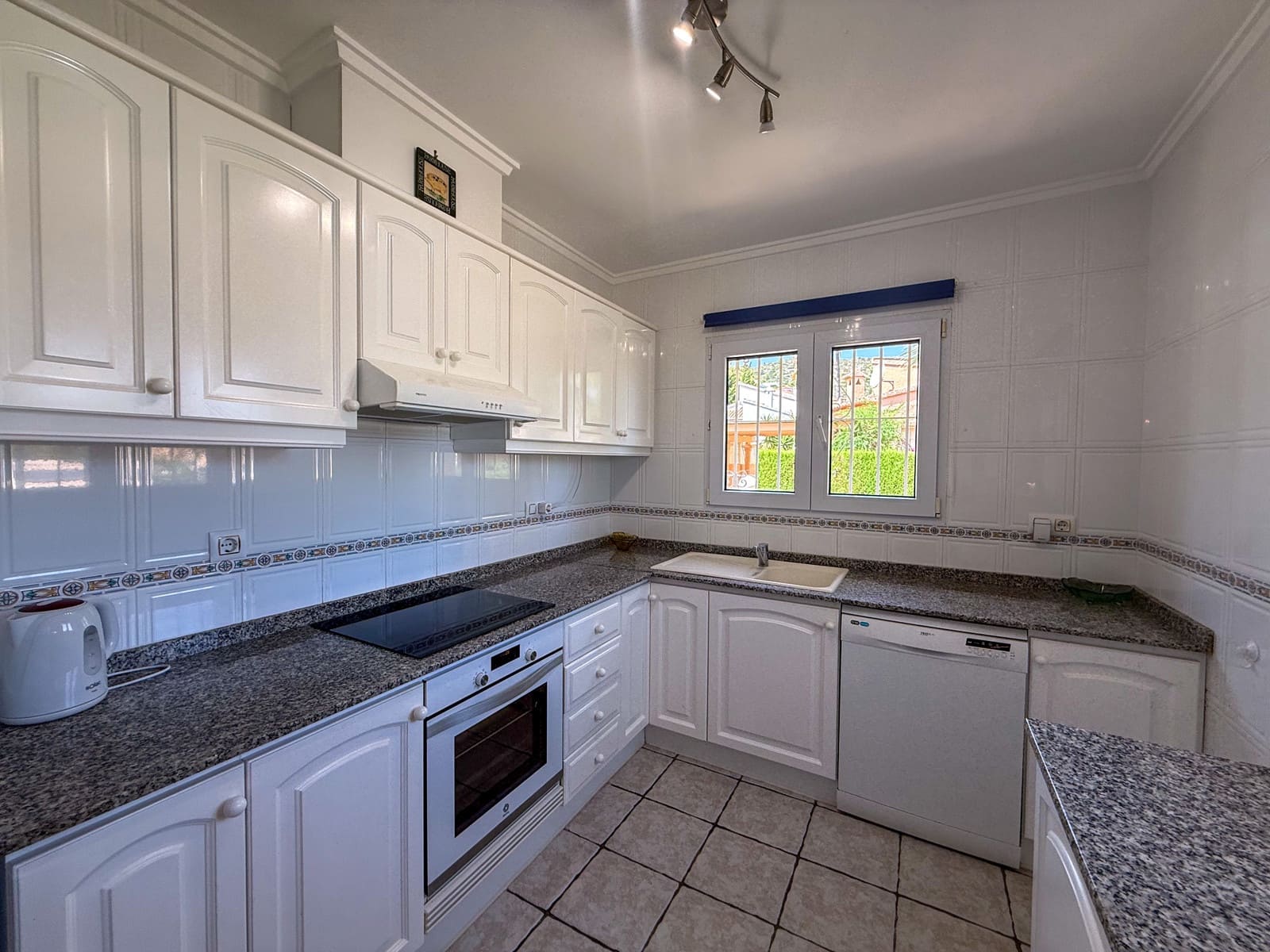 2 quarto Moradia para venda em Pedreguer com piscina - 420 000 € (Ref: 9993871)