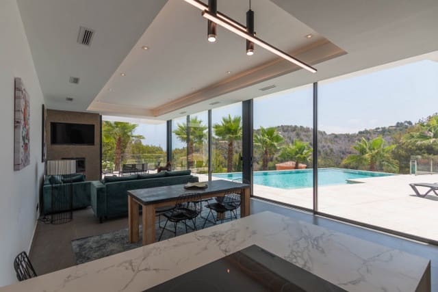 Villa til salg i Javea / Xabia med swimmingpool garage - € 1.620.000 (Ref: 9999543)