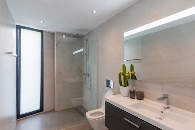 Villa til salg i Javea / Xabia med swimmingpool garage - € 1.620.000 (Ref: 9999543)