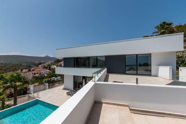 Villa til salg i Javea / Xabia med swimmingpool garage - € 1.620.000 (Ref: 9999543)