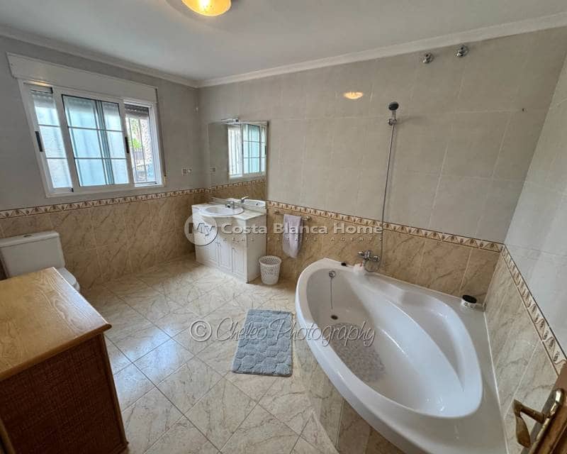3 chambre Villa/Maison à vendre à Catral avec piscine garage - 325 000 € (Ref: 10000032)