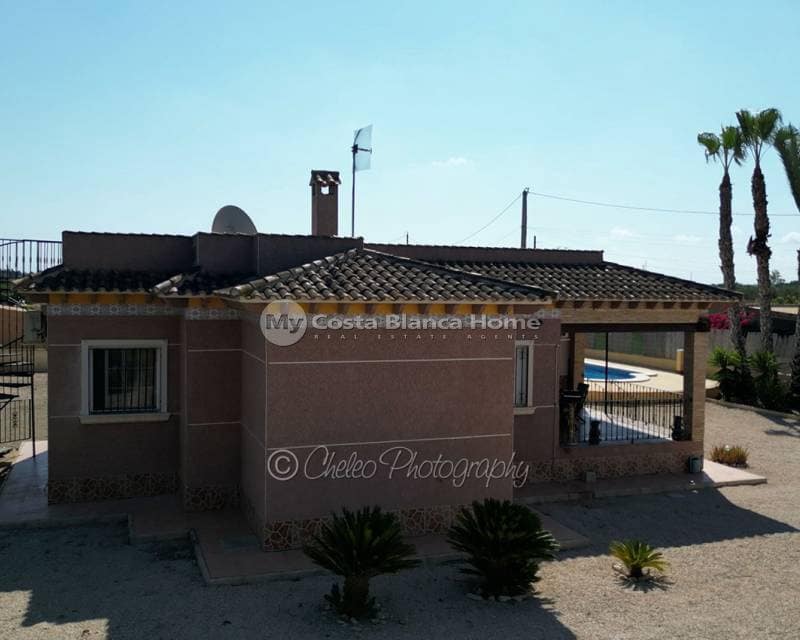 3 chambre Villa/Maison à vendre à Catral avec piscine garage - 325 000 € (Ref: 10000032)