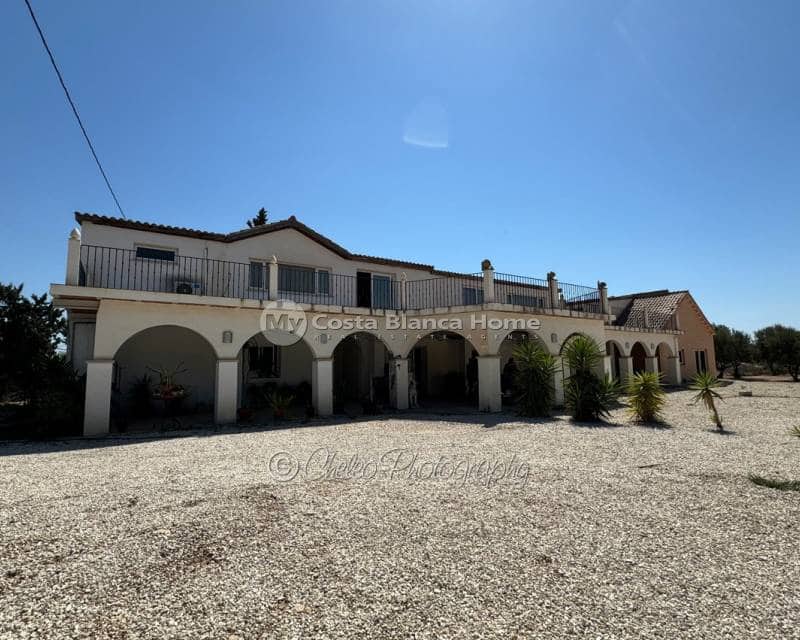 15 Zimmer Finca/Landgut zu verkaufen in Catral mit Pool - 575.000 € (Ref: 10000033)