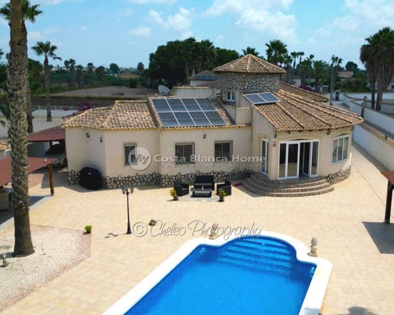 3 bedroom Finca/Country House for sale in Catral with pool - € 524,900 (Ref: 10034343)