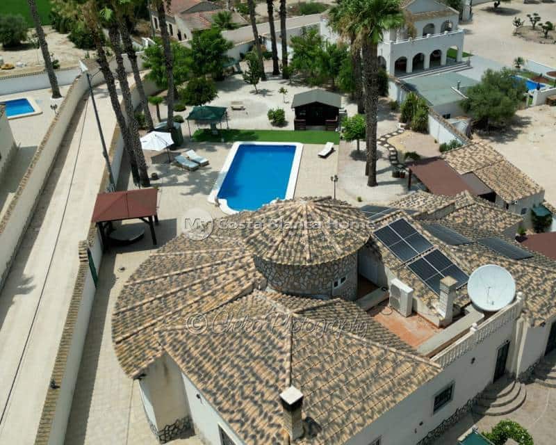 3 bedroom Finca/Country House for sale in Catral with pool - € 524,900 (Ref: 10034343)