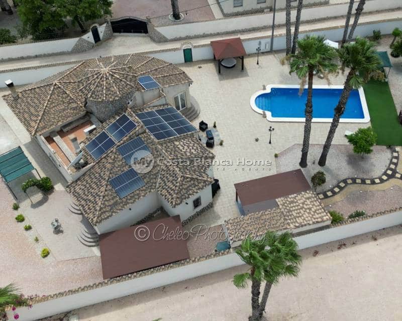 3 bedroom Finca/Country House for sale in Catral with pool - € 524,900 (Ref: 10034343)
