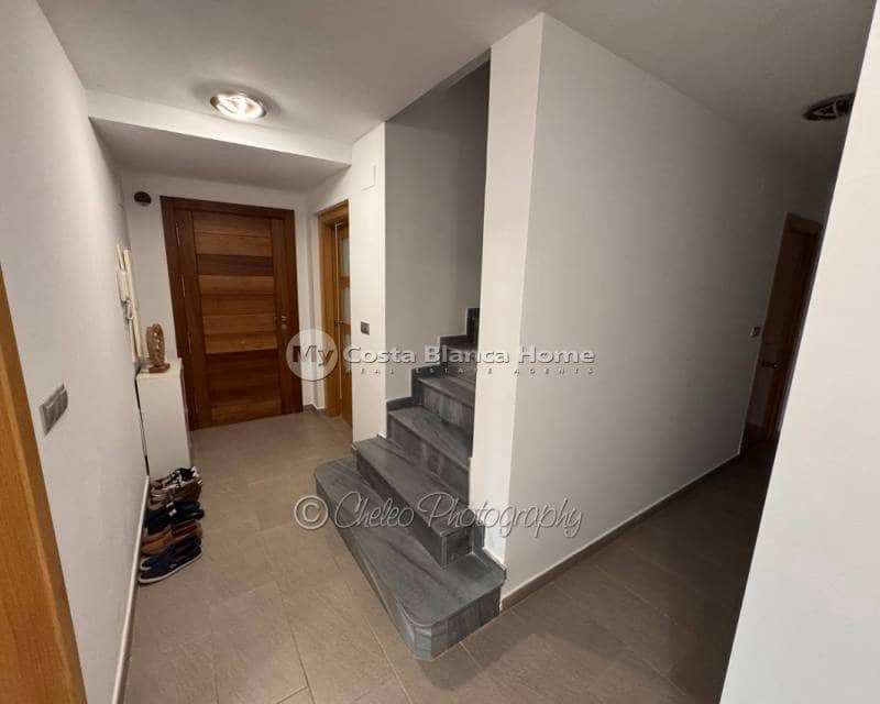 8 Zimmer Villa zu verkaufen in Catral mit Pool Garage - 799.990 € (Ref: 10039266)
