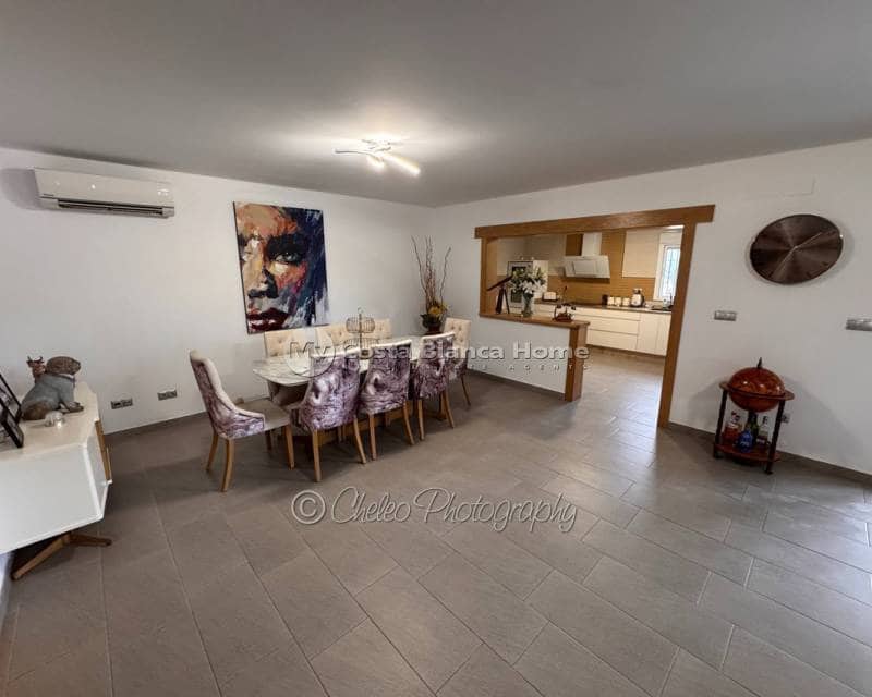 8 Zimmer Villa zu verkaufen in Catral mit Pool Garage - 799.990 € (Ref: 10039266)