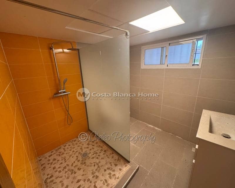 8 Zimmer Villa zu verkaufen in Catral mit Pool Garage - 799.990 € (Ref: 10039266)