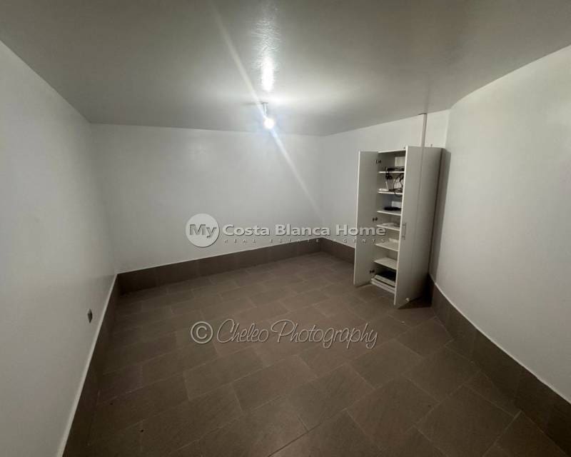 8 Zimmer Villa zu verkaufen in Catral mit Pool Garage - 799.990 € (Ref: 10039266)