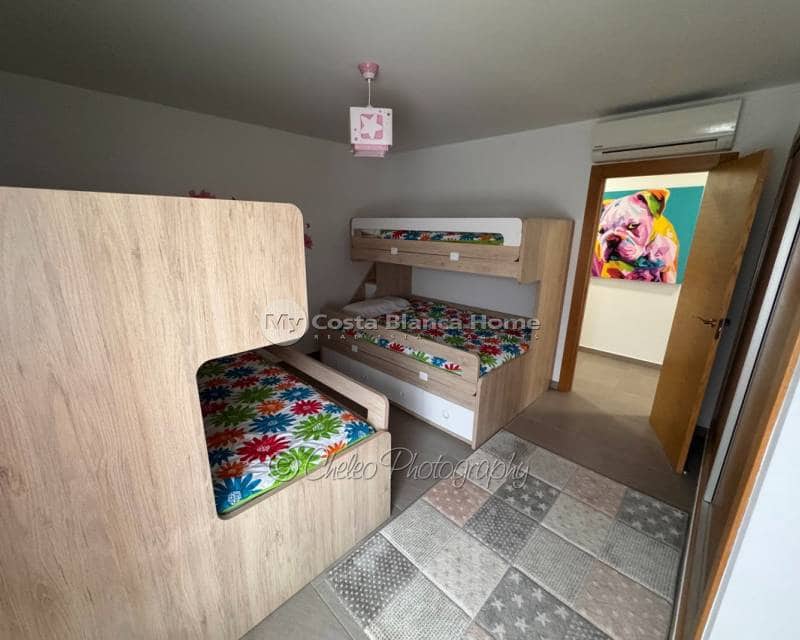 8 Zimmer Villa zu verkaufen in Catral mit Pool Garage - 799.990 € (Ref: 10039266)