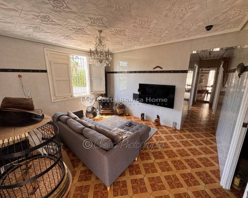 5 bedroom Finca/Country House for sale in Crevillente / Crevillent with pool garage - € 199,900 (Ref: 10041745)