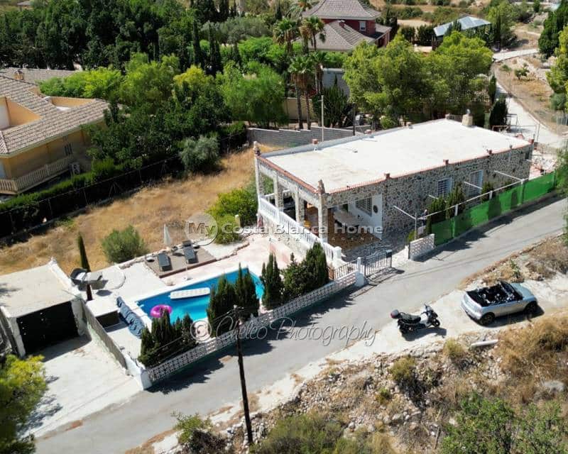 5 bedroom Finca/Country House for sale in Crevillente / Crevillent with pool garage - € 199,900 (Ref: 10041745)