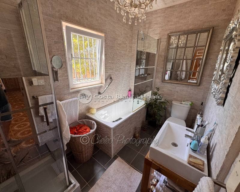 5 bedroom Finca/Country House for sale in Crevillente / Crevillent with pool garage - € 199,900 (Ref: 10041745)