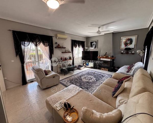 Chalet de 4 habitaciones en Catral en venta con piscina - 399.900 € (Ref: 10050438)