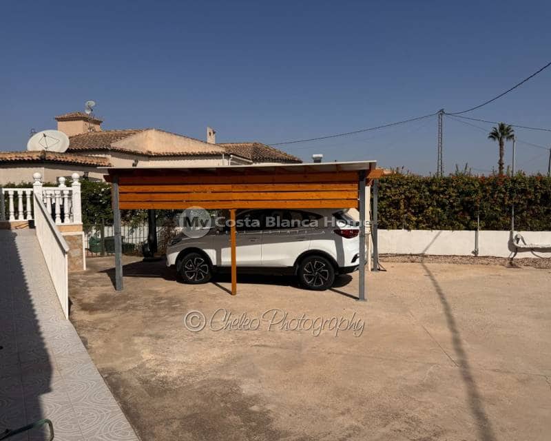 Chalet de 3 habitaciones en Catral en venta con piscina garaje - 449.000 € (Ref: 10062434)