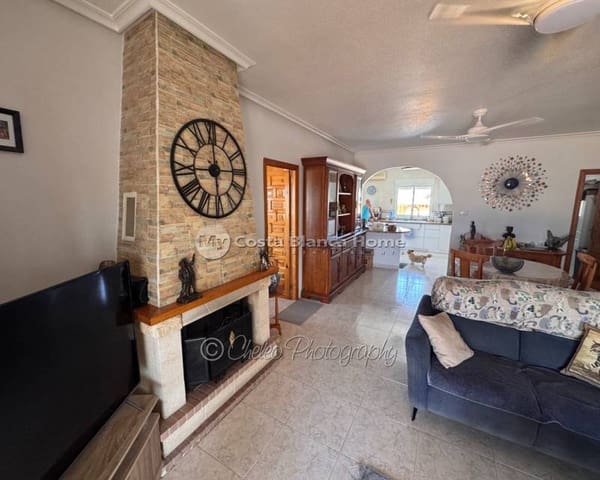 Chalet de 3 habitaciones en Catral en venta con piscina garaje - 449.000 € (Ref: 10062434)