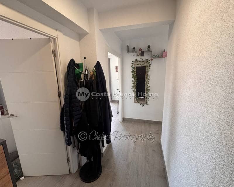 4 bedroom Apartment for sale in Catral - € 139,995 (Ref: 10073074)
