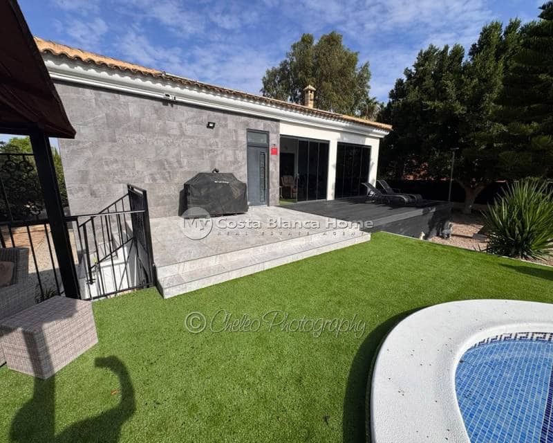 3 camera da letto Villa in vendita in Catral con piscina - 399.000 € (Rif: 10140205)