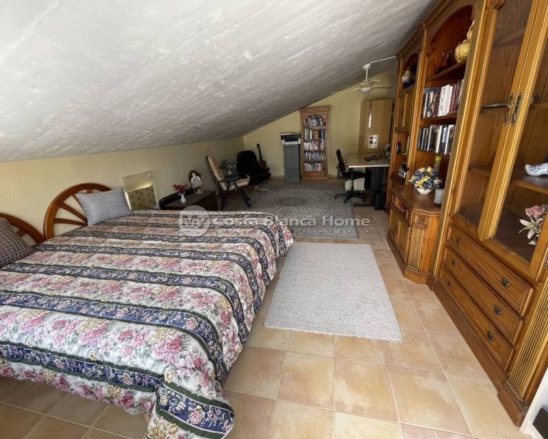 Finca/Casa Rural de 5 habitaciones en Rafal en venta con piscina - 375.000 € (Ref: 10181701)
