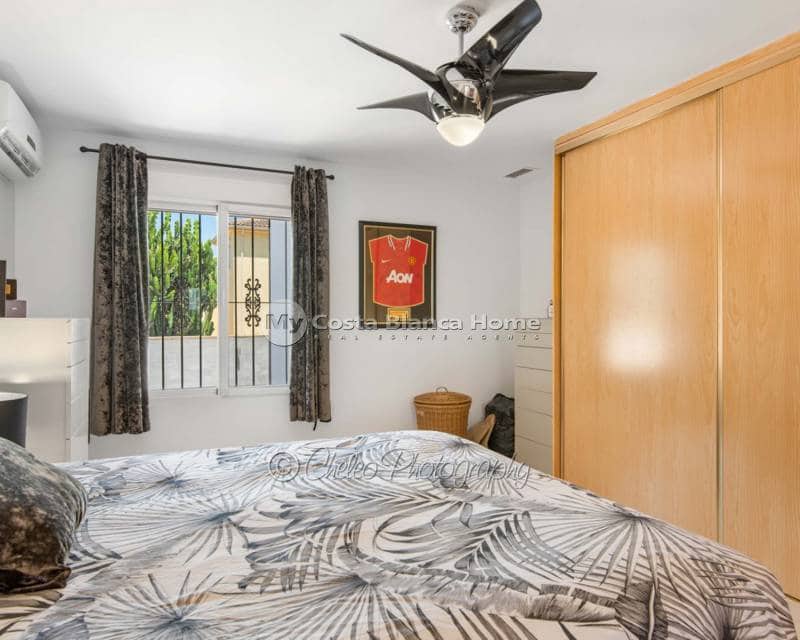 4 quarto Moradia para venda em Catral com piscina - 549 000 € (Ref: 7313516)