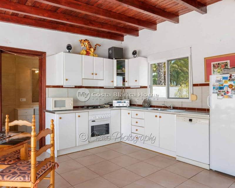 4 quarto Moradia para venda em Catral com piscina - 549 000 € (Ref: 7313516)