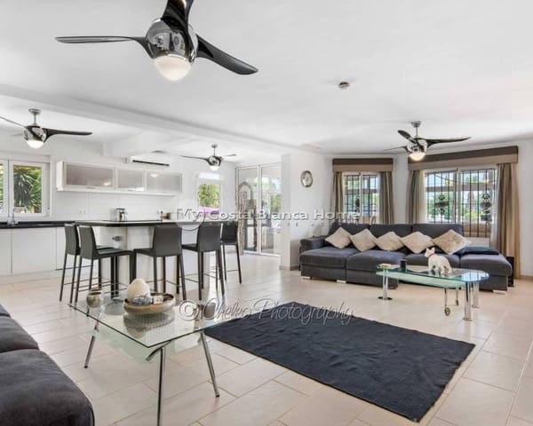 4 sypialnia Finka/Dom wiejski na sprzedaż w Catral z basenem - 549 000 € (Ref: 7313519)