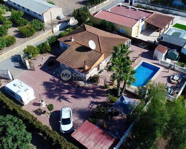 4 sovrum Villa till salu i Albatera med pool - 289 000 € (Ref: 7343256)