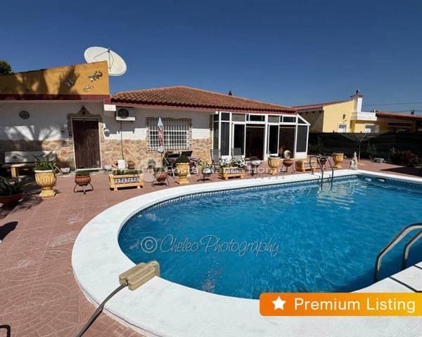 4 sovrum Villa till salu i Albatera med pool - 289 000 € (Ref: 7343256)