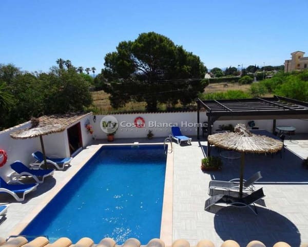 9 sovrum Villa till salu i Lomas de Cabo Roig - Los Dolses, Orihuela med pool - 690 000 € (Ref: 7614035)