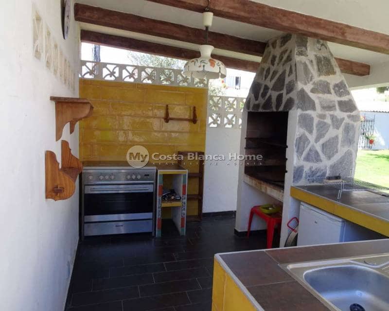 9 sovrum Villa till salu i Orihuela Costa med pool - 690 000 € (Ref: 7614035)