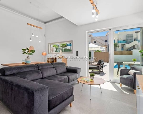 3 bedroom Villa for sale in El Raso, Guardamar del Segura with pool - € 445,000 (Ref: 7614054)