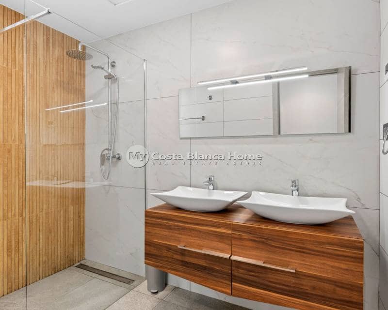 3 bedroom Villa for sale in El Raso with pool - € 445,000 (Ref: 7614054)