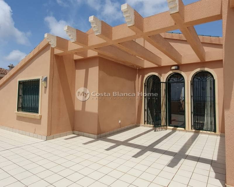 4 soveværelse Villa til salg i Ciudad Quesada med swimmingpool - € 520.000 (Ref: 7614062)