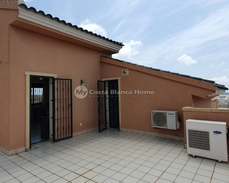 4 soveværelse Villa til salg i Ciudad Quesada med swimmingpool - € 520.000 (Ref: 7614062)