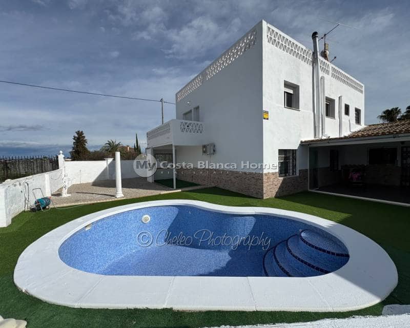 8 quarto Quinta/Casa Rural para venda em Granja de Rocamora com piscina - 299 995 € (Ref: 7799034)