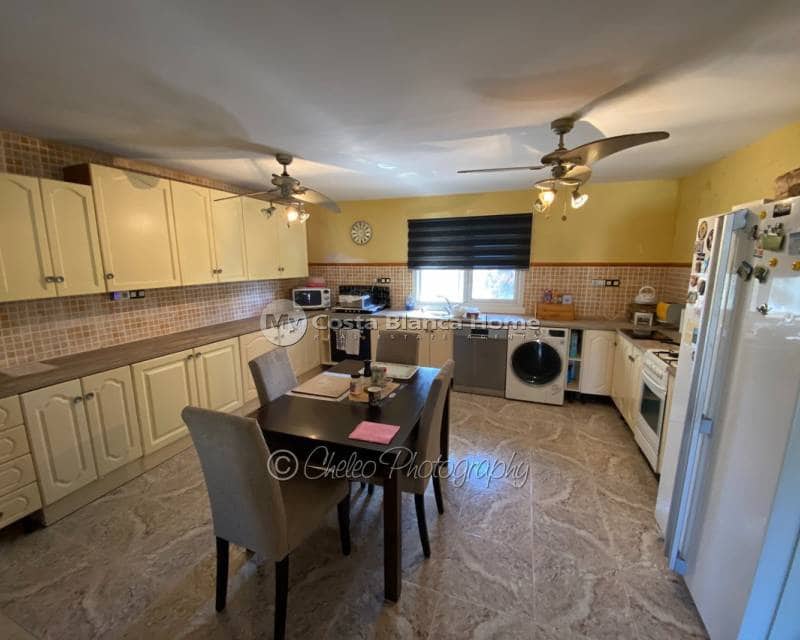 15 sovrum Villa till salu i Crevillente / Crevillent med pool - 575 000 € (Ref: 7808862)