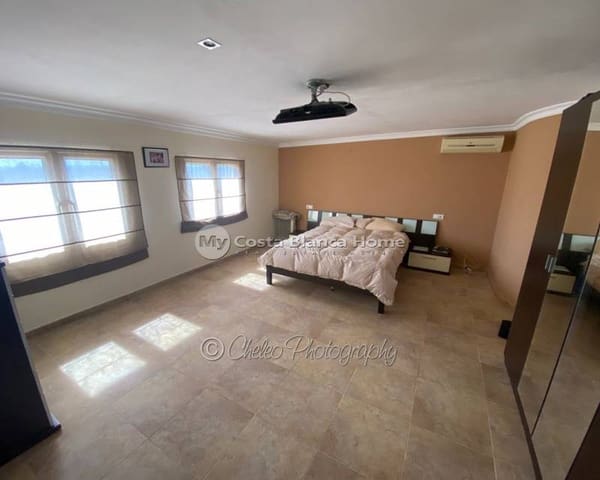 15 sovrum Villa till salu i Crevillente / Crevillent med pool - 575 000 € (Ref: 7808862)