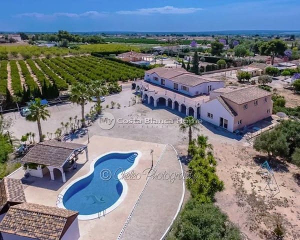 15 sovrum Villa till salu i Crevillente / Crevillent med pool - 575 000 € (Ref: 7808862)