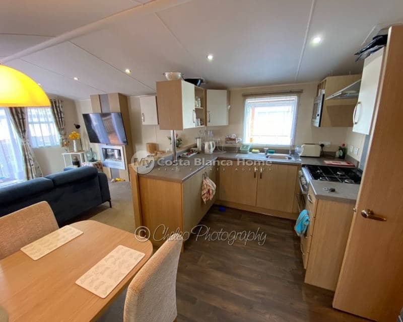 2 bedroom Mobile Home for sale in Catral with pool € 85,000 (Ref