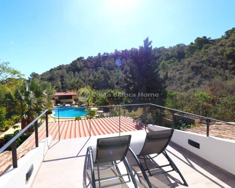 5 soveværelse Finca/Landehus til salg i Aspe med swimmingpool - € 1.700.000 (Ref: 8187663)