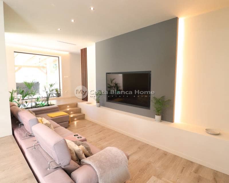 5 soveværelse Finca/Landehus til salg i Aspe med swimmingpool - € 1.700.000 (Ref: 8187663)