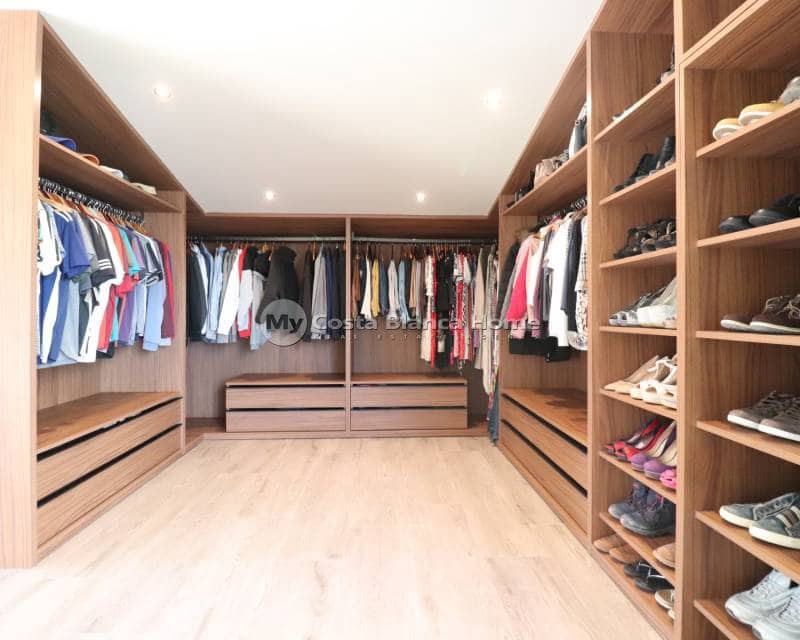 5 soveværelse Finca/Landehus til salg i Aspe med swimmingpool - € 1.700.000 (Ref: 8187663)