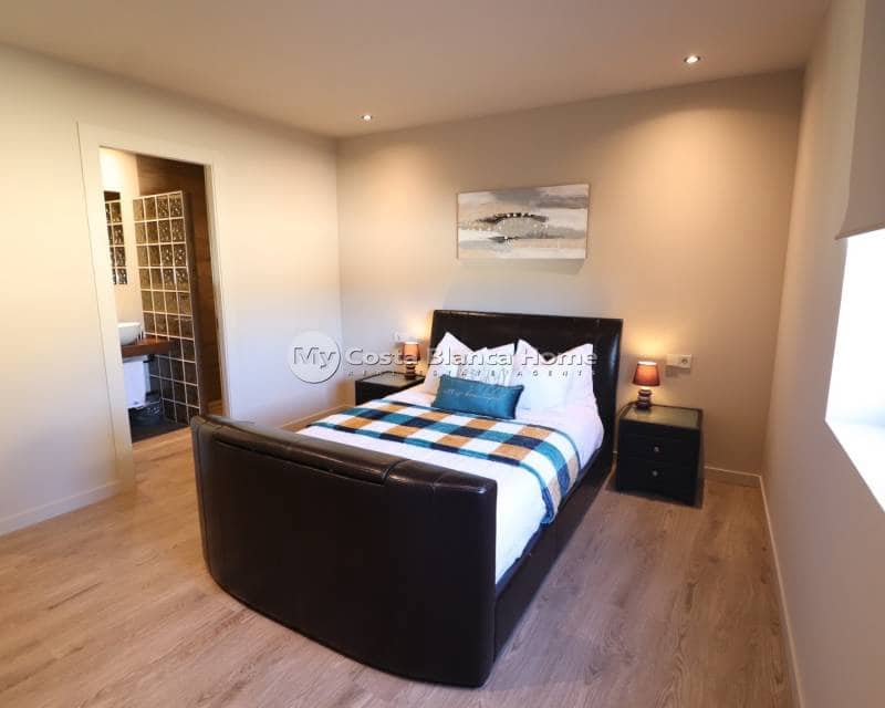 5 soveværelse Finca/Landehus til salg i Aspe med swimmingpool - € 1.700.000 (Ref: 8187663)