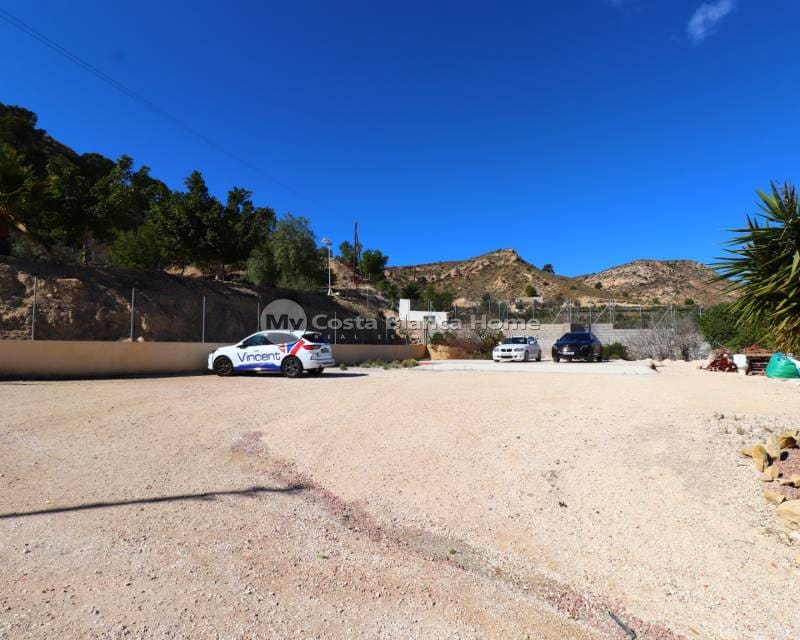 5 soveværelse Finca/Landehus til salg i Aspe med swimmingpool - € 1.700.000 (Ref: 8187663)