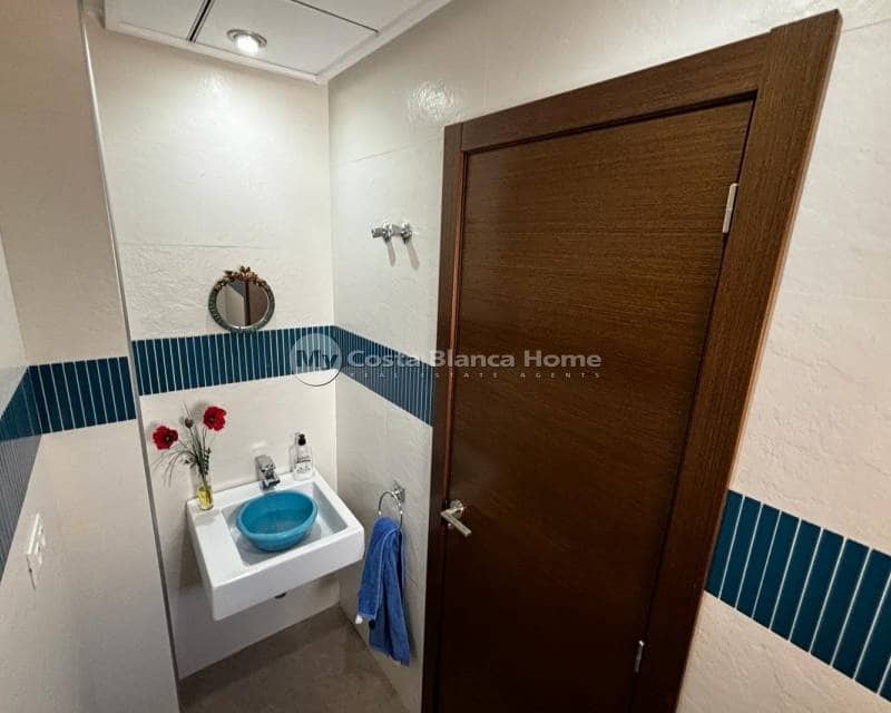 3 soveværelse Villa til salg i Cox med swimmingpool - € 340.000 (Ref: 8304518)